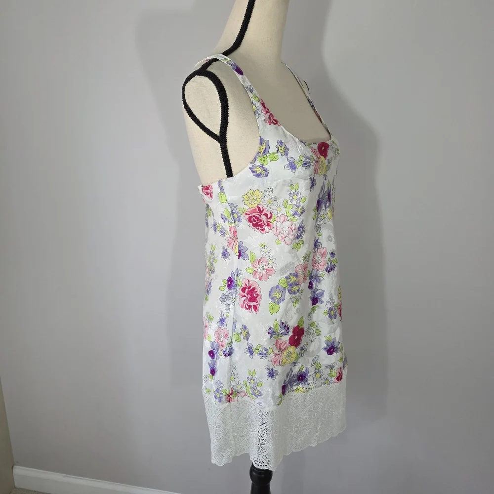 Vintage Victoria's Secret Gold Label Multi Floral Lace Chemise Nightgown Small‎